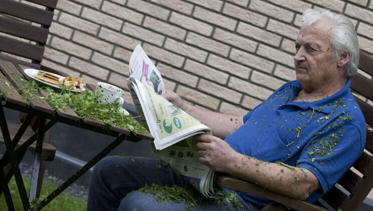 [Oldje] - Cum Swallowing Excuse