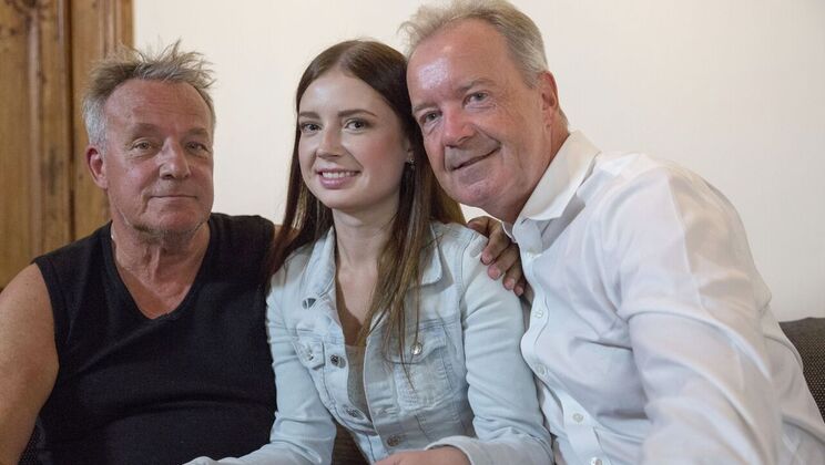 [Oldje] - Young Temptress and Old Man