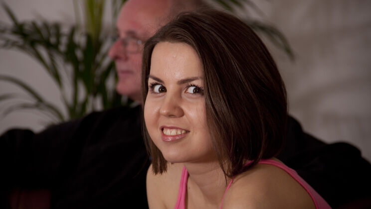 [Oldje] - Jalace and Frank's Facial Frenzy