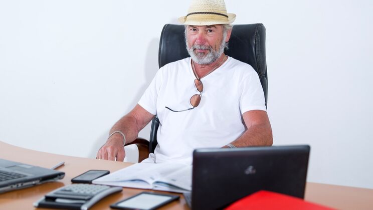 [Oldje] - Older Man Gives Young Loan with Benefits - Monique Woods - Nico