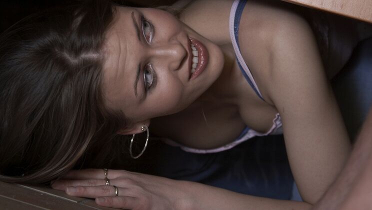 [Oldje] - Cum Swallowing in the Locker Room