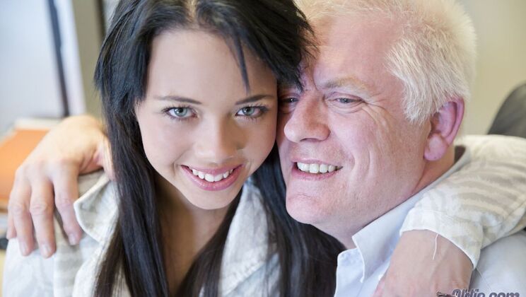 [Oldje] - Sexy Secretary Sucks - Nick - Tricia Teen