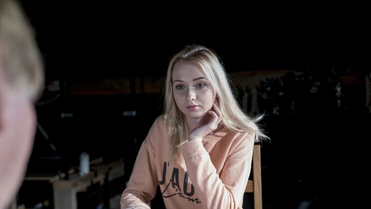 [Oldje] - Martha Gives Felix a Close Up Blowjob