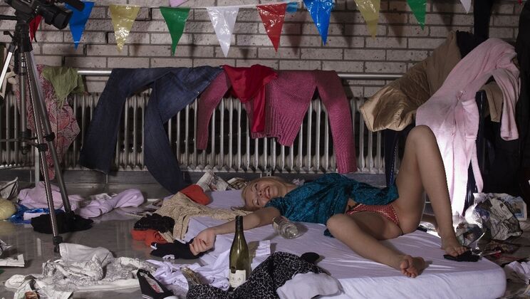 [Oldje] - Bitchy Blonde in Bikini - Ryan - Logan