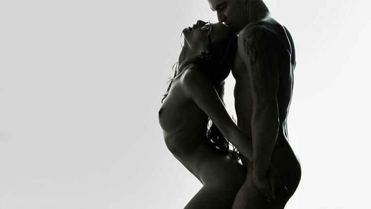 [SexArt] - Brunette Maxmilian Dior's Pussy Licking Skills