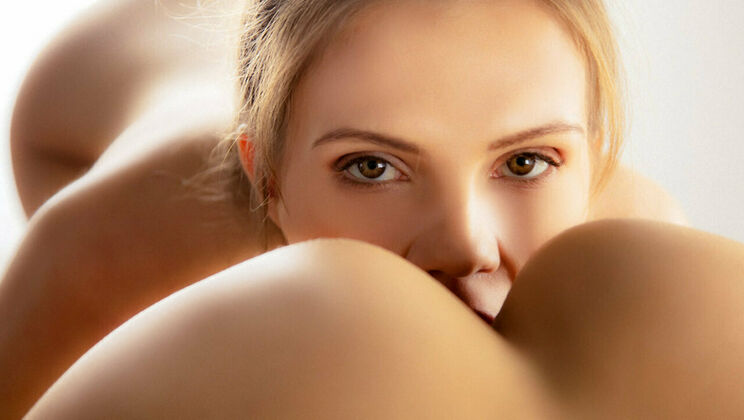 [SexArt] - Sexy Massage with Stacy and Elina