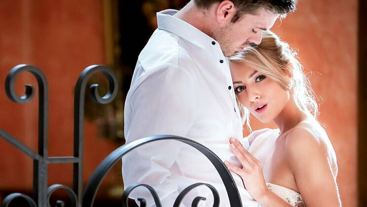 [SexArt] - Handjob Heaven with Katy Rose