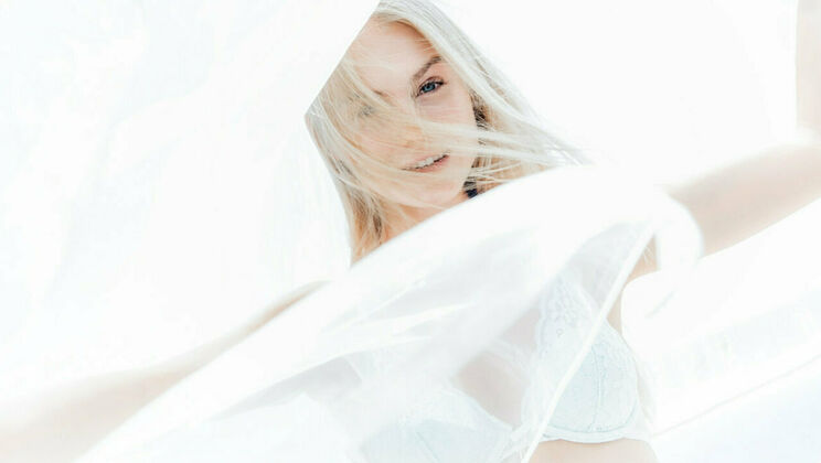 [SexArt] - Brunette and Blonde Striptease Party