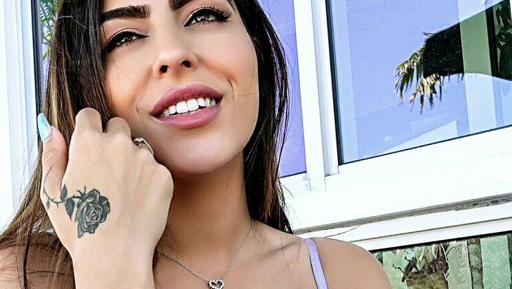 Audrey Royal Takes It All