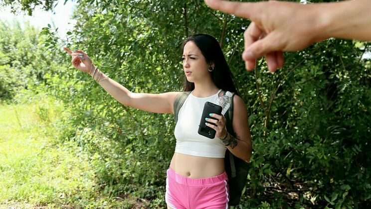 [StrandedTeens] - Tattooed Babe Gets Banged - Duncan Saint - Mi Ha Doan