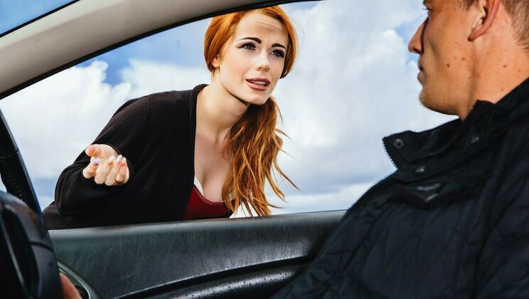 [StrandedTeens] - British Ella Hughes Blows - Ella Hughes