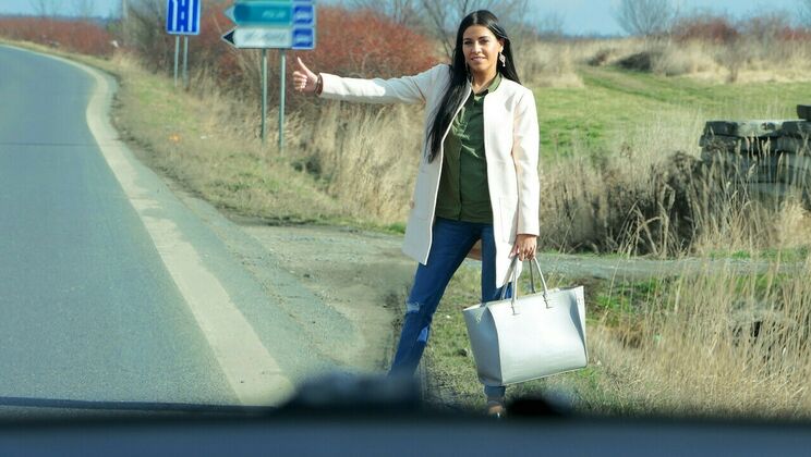 [StrandedTeens] - Eveline Dellai's Hot Ride - Eveline Dellai