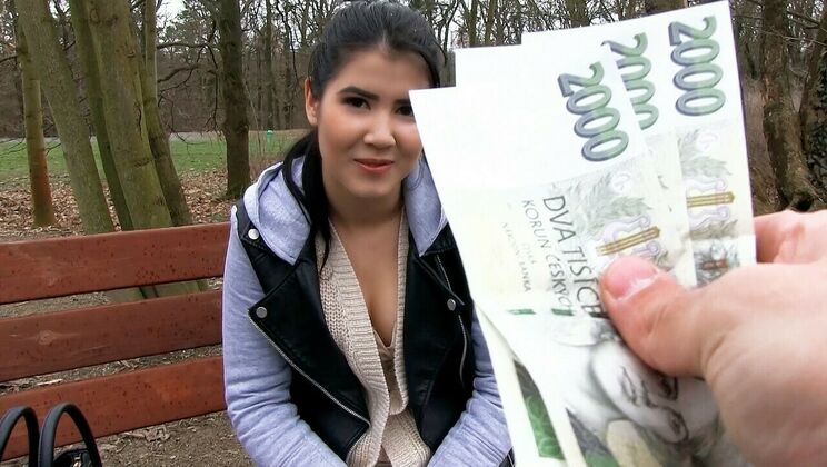 Lady Dee Amateur Porn Star