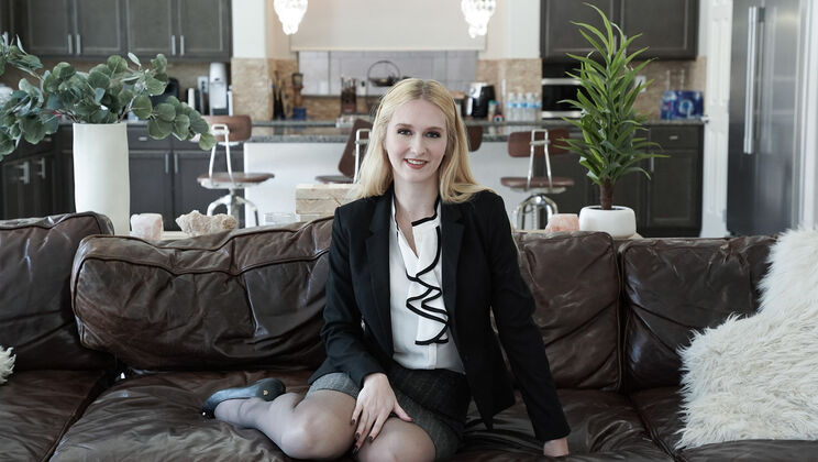 [PervMom] - Blind Seduction Game