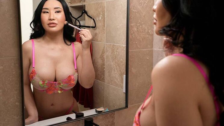 [MomIsHorny] - Sexy Asian Stepmom Blowjob