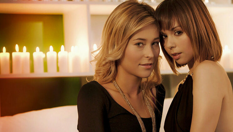 [SexArt] - Canadian Lesbians in Curly Hair Lesbian Action - Lola Reve - Ariel Rebel