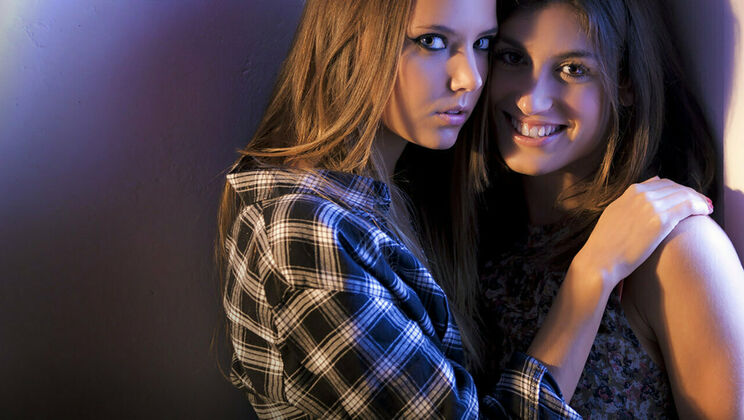 [SexArt] - Face to Face Pussy Licking - Julia Roca - Mango A