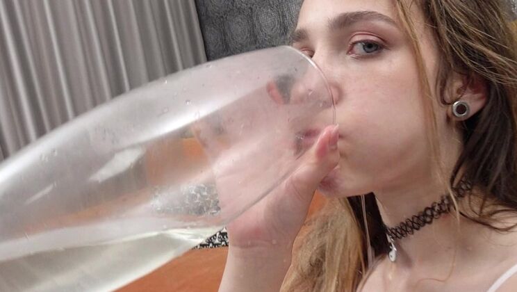 [ErikaKortiStudio] - 18yo Ellie Wain Gets Hardcore Double Penetration