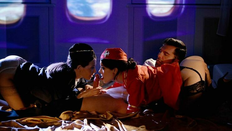 Kissing Cosplay Cuties Get Cummed