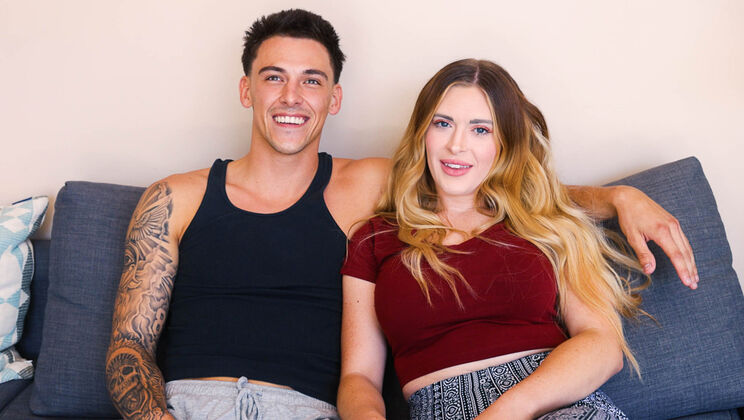 [HotGuysFuck] - Blonde Bombshell Lindsay Lee Gets Fucked By Jay Tate In Debut