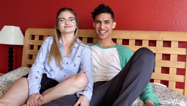 [HotGuysFuck] - Savannah Camon Gets Ready to Fuck Marc Wallace - Savannah Camon - Marc Wallace