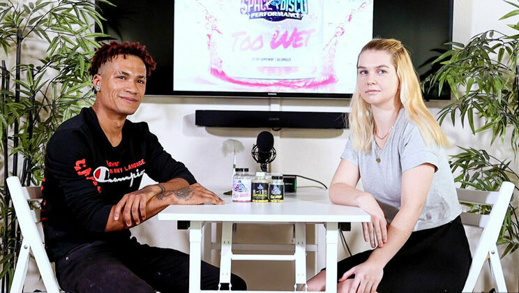 [HotGuysFuck] - Martavis Ray Interviews Busty Layla - Layla Quinn - Martavis Ray