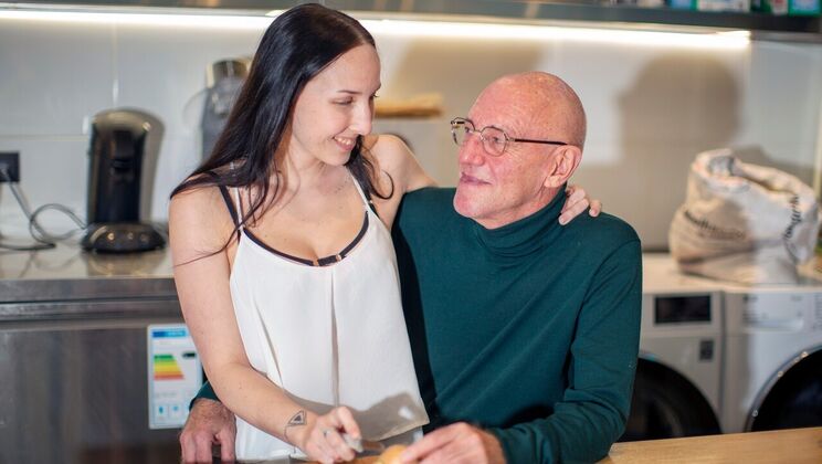 [Oldje] - Cum for the Young Brunette - Bella Angel - Luc B