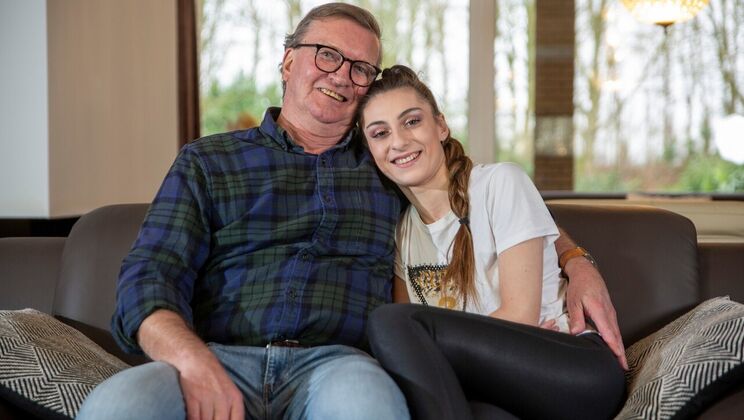 [Oldje] - Kissing and Cumshot with Henk and Nicole - Nicole Sweet - Henk