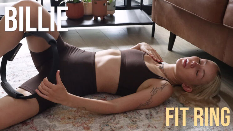 Blonde Teen Billie Masturbates