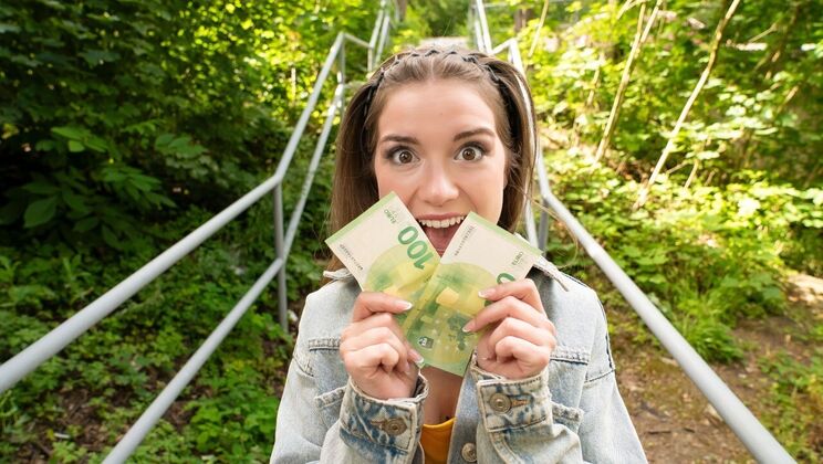 Cowgirl Lover Martin Gun with Agatha Shay