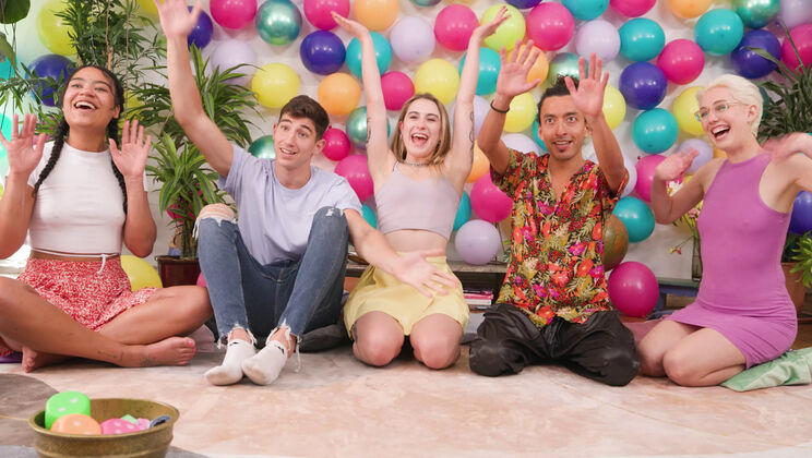 [Ersties] - Boy/Girl Action: Brady, JD, and Friends