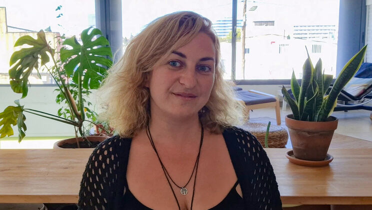 [Ersties] - Nina's Pick: Truth or Dare Bondage - Peach Tied Up & Fucked - Bishop Black (Ersties) - Nicole (Ersties) - Peach (Ersties) - Maria R. (Ersties) - Jesse (Ersties) - Parker (Ersties)