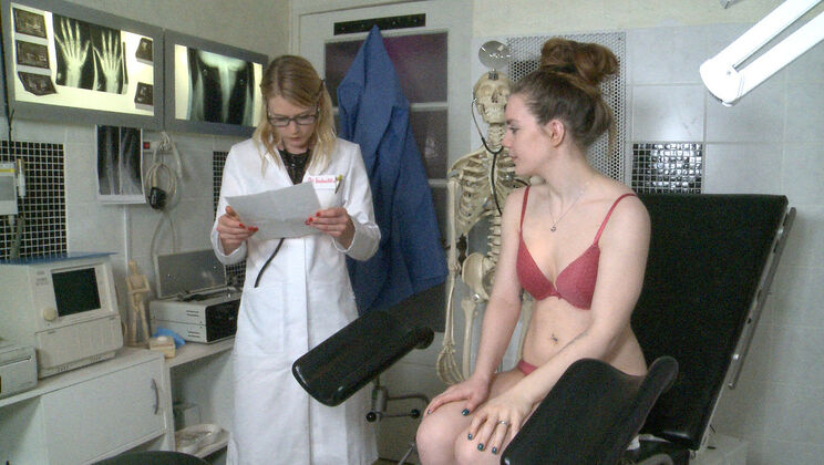 [Ersties] - Isabella and Doro Get Down and Dirty