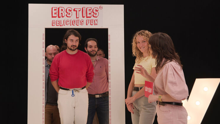 [Ersties] - Tinder Games in Real Life 3