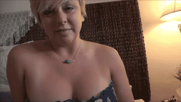 [MomComesFirst] - Rimming with a Blonde PAWG - Brianna Beach