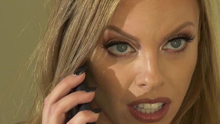  Britney Amber's tattooed body gets fucked by Rion King 