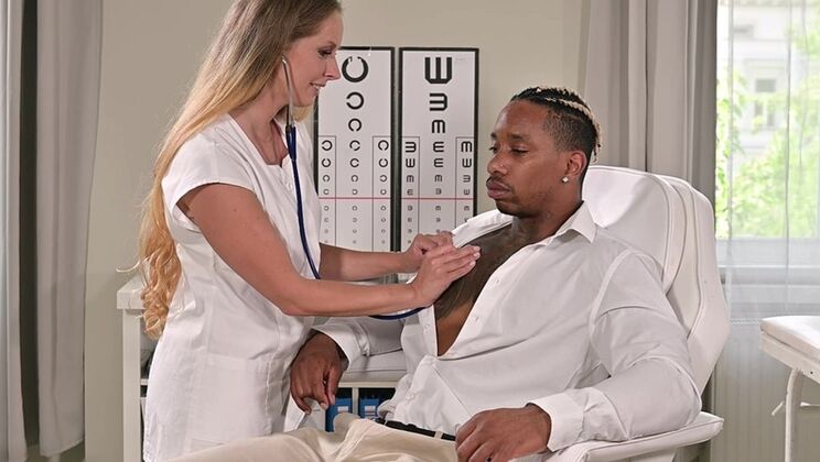 [PornWorld] - Nurse Kinuski Shaved and Ready for BBC DP Double Penetration in Doctor’s Office - Jesus Reyes - Darrell Deeps - Kinuski Kakku