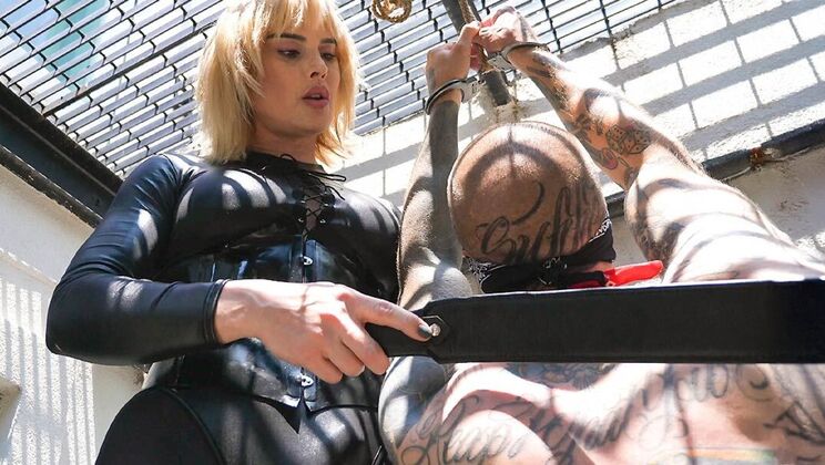 [Submissed] - Rough alley BDSM: spanking and edging with Lucy - Lucy Heart - Heavy