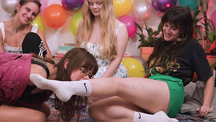 [Ersties] - Piercing, Tattoo, and Sexy: Sapphic Fun with Ersties