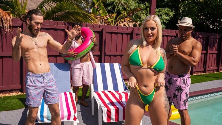 [Dad'sLovePorn] - Short Hair Voluptuous Girl Takes Facial Cumshot Clean-Up - Elana Bunnz - Todd Jones