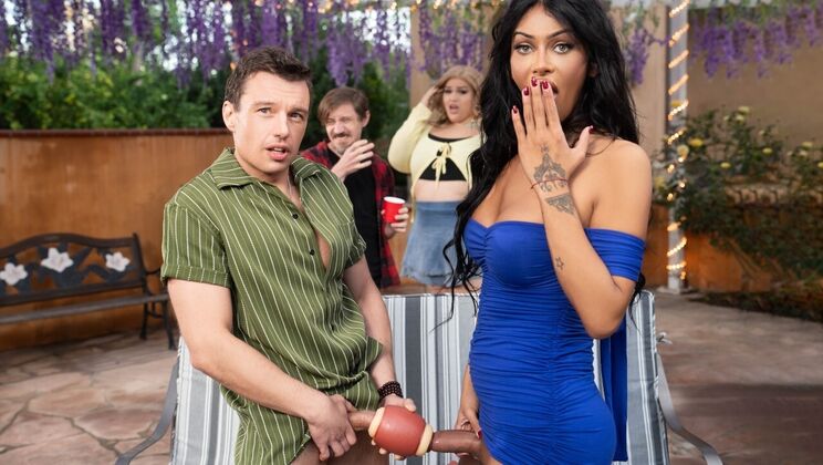 [TransAngels] - Muscular Guy Fucks Tall Girl with Enhanced Body & Tattoos - Johnny Palms - Victoria Grant