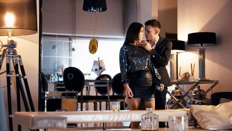 [Brazzers] - Brunette with Big Natural Tits Takes a Big Cock - Charlie Dean - Liya Silver