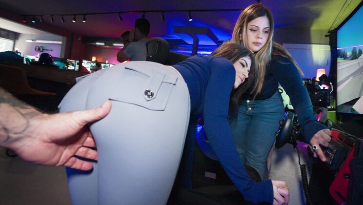 Arcade Handjob and More with GI Joey