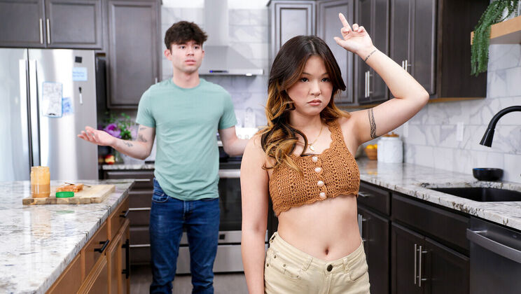 My Stepbro's Bed Surprise - Tattooed Petite Lulu Gives Head