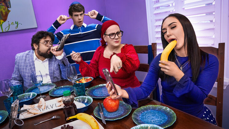 Family Holiday FreeUse: Stepbrother Fucks Stepsister on Phone