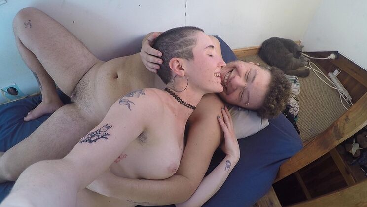 Liquid Smoke: Vanilla Sex with Mikael & Jade